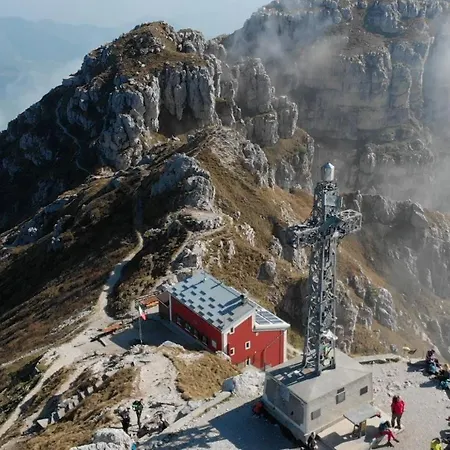 Di Lecco - Parcheggio Gratuito - Stazione Ferroviaria Apartamento *