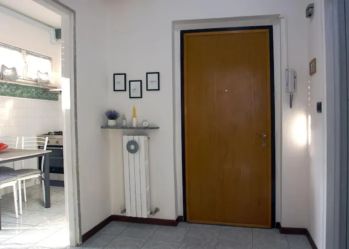 Di Lecco - Parcheggio Gratuito - Stazione Ferroviaria Апартаменты Калольциокорте